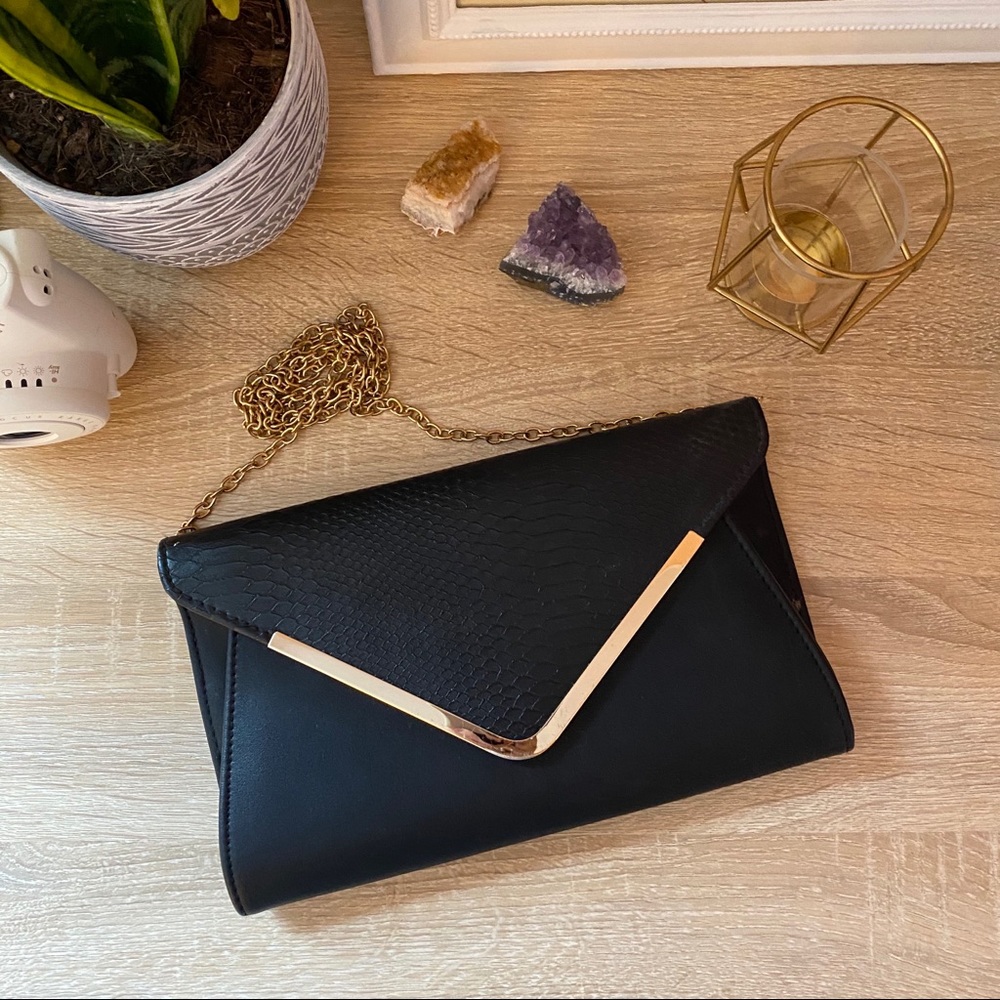 Black and gold clutch/cross body bag